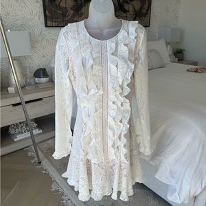 BCBG IVORY LACE COCKTAIL DRESS